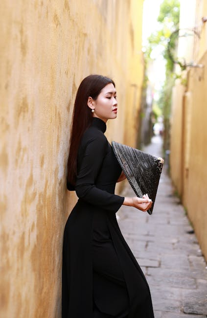 Retrato del autor observando el cielo